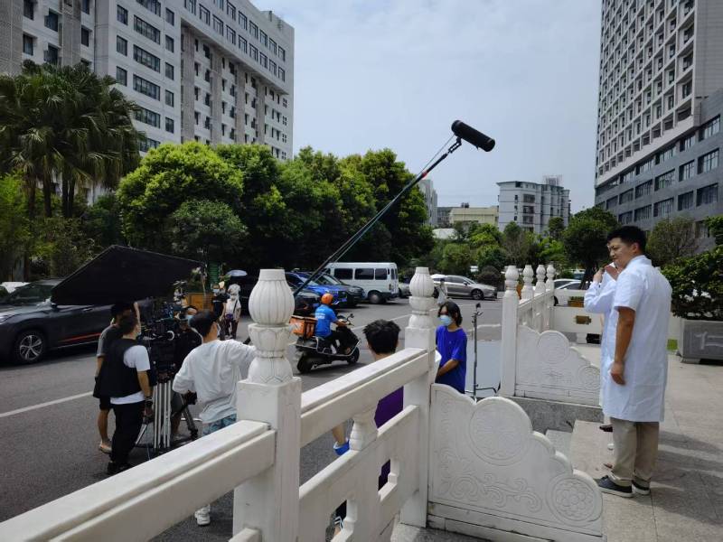 兰坪广告片拍摄公司低成本实现高规格制作的诀窍